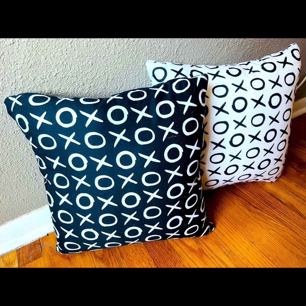 Pair of XOXO Pillows, 16” Square
